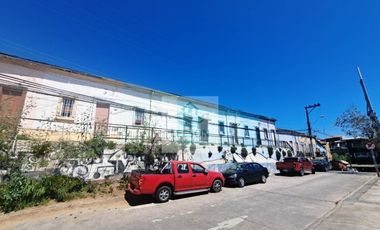 CERRO CARCEL-ARRIENDO CASA 1D/1B CON PATIO