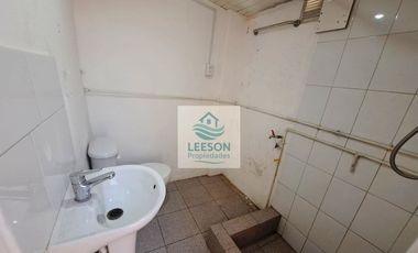 CERRO CARCEL-ARRIENDO CASA 1D/1B CON PATIO