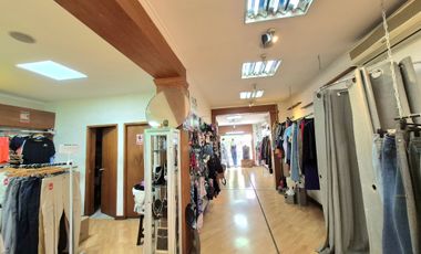 OPORTUNIDAD ÚNICA DEL BARRIO COMERCIAL SANTA  ISABEL