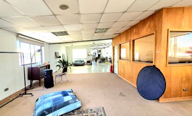 OPORTUNIDAD ÚNICA DEL BARRIO COMERCIAL SANTA  ISABEL