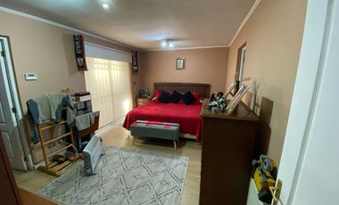 VENDO CASA MUY GRANDE EN CURICO