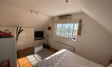 VENDO CASA MUY GRANDE EN CURICO