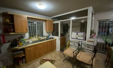 VENDO CASA MUY GRANDE EN CURICO
