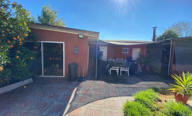 VENDO CASA MUY GRANDE EN CURICO