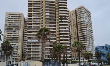 VENTA DEPTO FRENTE A PLAYA CAVANCHA