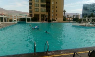 VENTA DEPTO FRENTE A PLAYA CAVANCHA