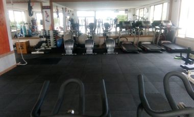 VENTA DEPTO FRENTE A PLAYA CAVANCHA