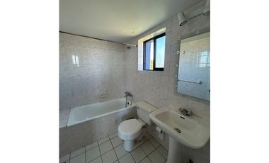 DEPARTAMENTO 5 DORMITORIOS – CONDOMINIO MALLÉN, MIRAFLORES, VIÑA