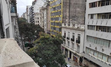 SEMIPISO FRANCES - 4 DORMITORIOS- VENTA - 5 Ambientes - Tribunales