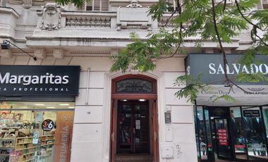 SEMIPISO FRANCES - 4 DORMITORIOS- VENTA - 5 Ambientes - Tribunales