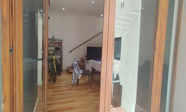 Casa en venta - 2 Dormitorios 2 Baños - 110Mts2 - Monte Castro