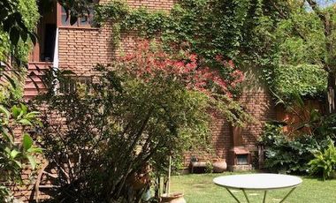 Casa en  Venta en Godoy Cruz - Mendoza