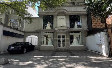 Se renta local comercial en Masaryk