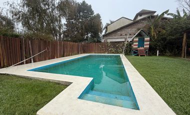 VENTA CASA 2 DORMITORIOS CON PIELTA EN FUNES