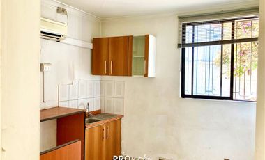 Casa en Arriendo en Casa Comercial para Oficina en Suecia con Lota Terreno 720 m2, Providencia