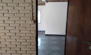Casa en venta - 3 Dormitorios 2 Baños - 360Mts2 - Ezeiza
