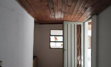 Casa en venta - 3 Dormitorios 2 Baños - 360Mts2 - Ezeiza