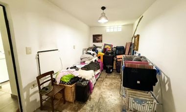 Casa en venta - 3 Dormitorios 3 Baños - 2.100Mts2 - Villa Elisa