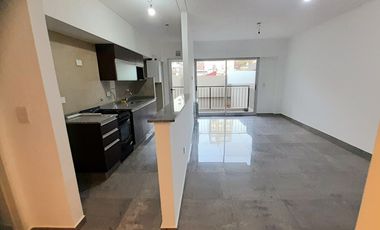 Florida Mitre - Amplio 2 amb en excelente estado, con balcón, 2 baños!