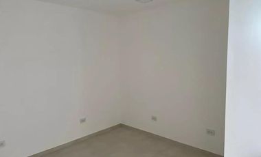 Casa en venta - 5 Dormitorios 2 Baños - 100Mts2 - Quilmes