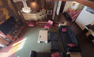 Casa 5 ambientes con piscina