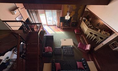 Casa 5 ambientes con piscina