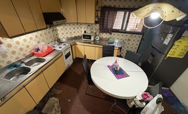 Casa 5 ambientes con piscina