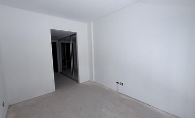 Departamento 4 ambientes con dependencia - Belgrano