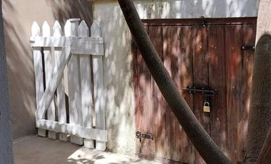 Casa en venta - 2 Dormitorios 2 Baños - Cochera - 106Mts2 - Las Toninas