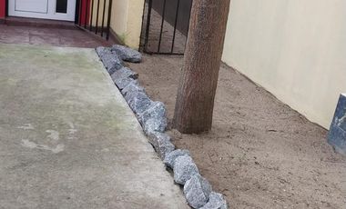 Casa en venta - 2 Dormitorios 2 Baños - Cochera - 106Mts2 - Las Toninas