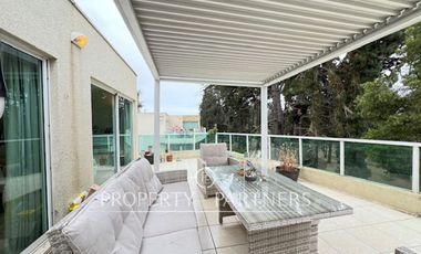 Espacioso e iluminado Pent House Barrio Golf