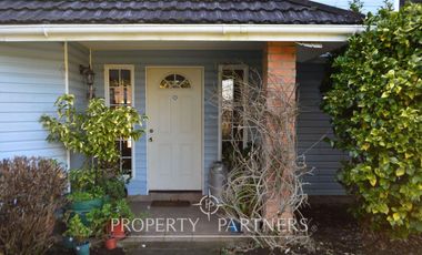Linda casa con excelente vista a lago y volcanes, Llanquihue