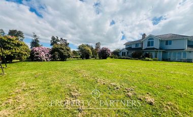 Linda casa con excelente vista a lago y volcanes, Llanquihue