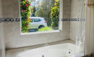 Linda casa con excelente vista a lago y volcanes, Llanquihue