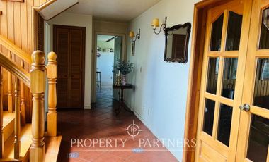 Linda casa con excelente vista a lago y volcanes, Llanquihue