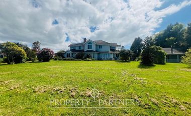 Linda casa con excelente vista a lago y volcanes, Llanquihue