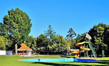 Pingueral terreno soleado y con vista al mar