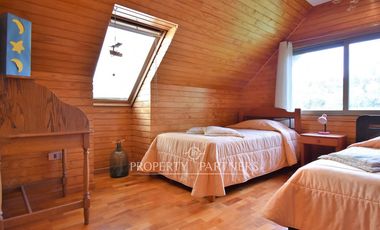 Pingueral casa con amplio patio y piscina