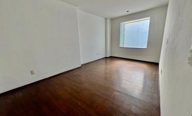 PH en Venta en San Miguel Chapultepec con Roof Garden Privado