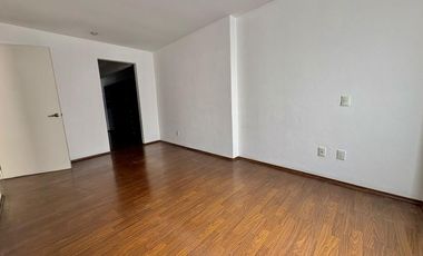 PH en Venta en San Miguel Chapultepec con Roof Garden Privado