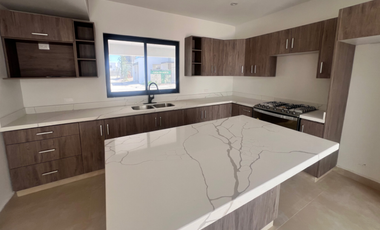 RESIDENCIA EN VENTA EN CIRCUITO LAS LOMAS SECTOR VIÑEDOS, TORREÓN, COAHUILA