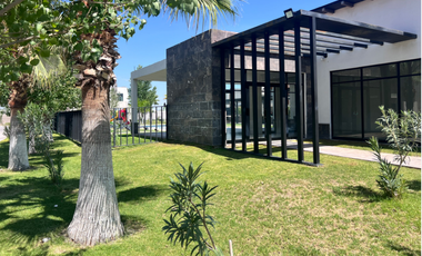 RESIDENCIA EN VENTA EN CIRCUITO LAS LOMAS SECTOR VIÑEDOS, TORREÓN, COAHUILA