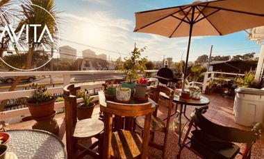 Casa esquina, en plena avenida San Marcos