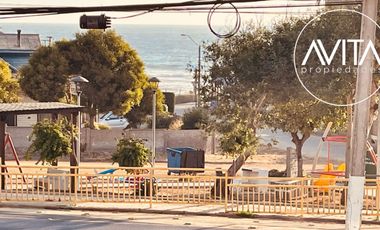 Casa esquina, en plena avenida San Marcos