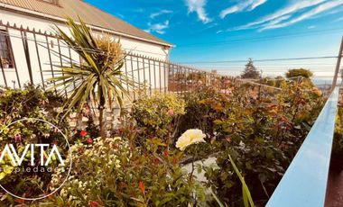 Casa esquina, en plena avenida San Marcos