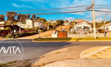 Casa esquina, en plena avenida San Marcos