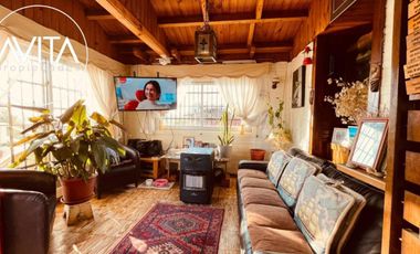 Casa esquina, en plena avenida San Marcos