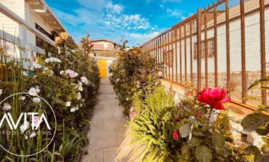 Casa esquina, en plena avenida San Marcos