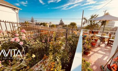 Casa esquina, en plena avenida San Marcos