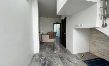 ALQUILER EDIFICIO COMERCIAL MUCHO LOTE ETAPA 2